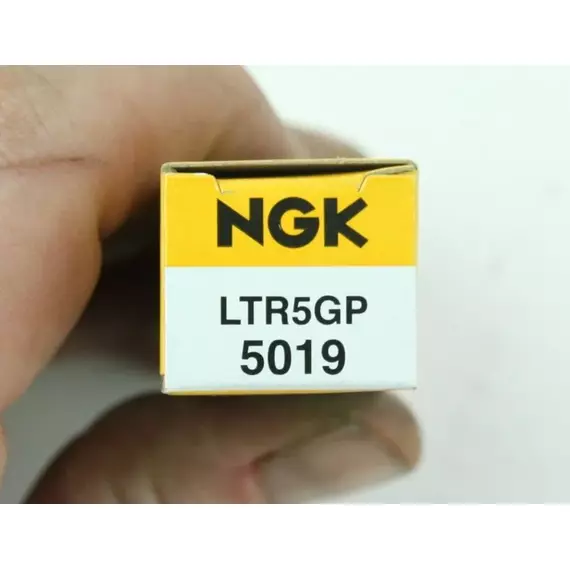 Свеча зажигания платина, 1 шт. NGK G-Power LTR5GP (5019) для FORD Fusion (06-), Taurus, Escape, Flex, C-Max, Escort, Transit Connect, Focus (00-) / MAZDA 3 (06-), 5, CX-7, 6 (06-), Tribute / CHEVROLET Corvette, Equinox, Captiva, Impala, Tahoe